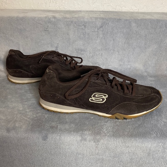 🤑3/$18 EUC! Skechers Suede Shoes - Picture 2 of 9